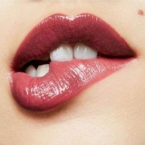 MAC Beam There Done That Lustreglass Lipstick - Picture 8 of 16